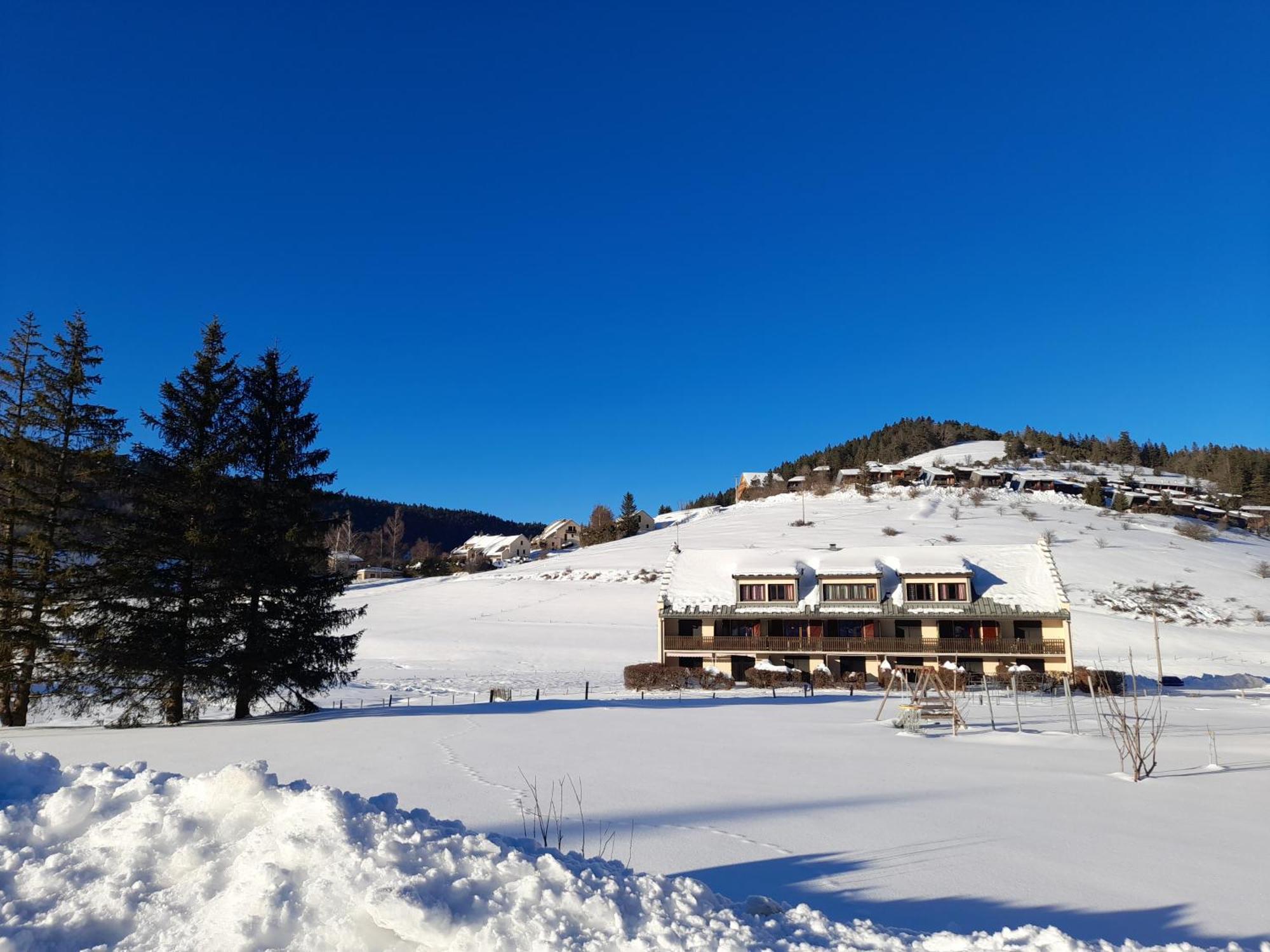 Duplex 59M2 - Proche Centre - Balcon Plein Sud Apartment Correncon-en-Vercors ภายนอก รูปภาพ